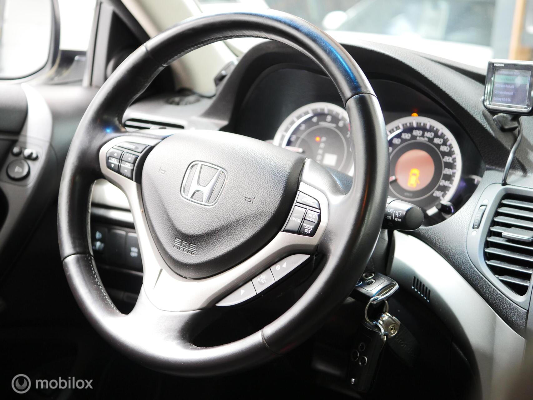 Foto van Honda Accord Tourer
