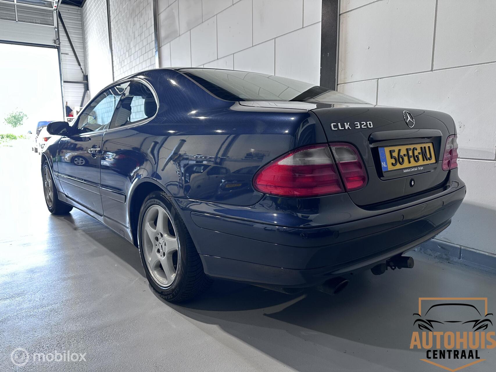 Foto van Mercedes-Benz CLK 320