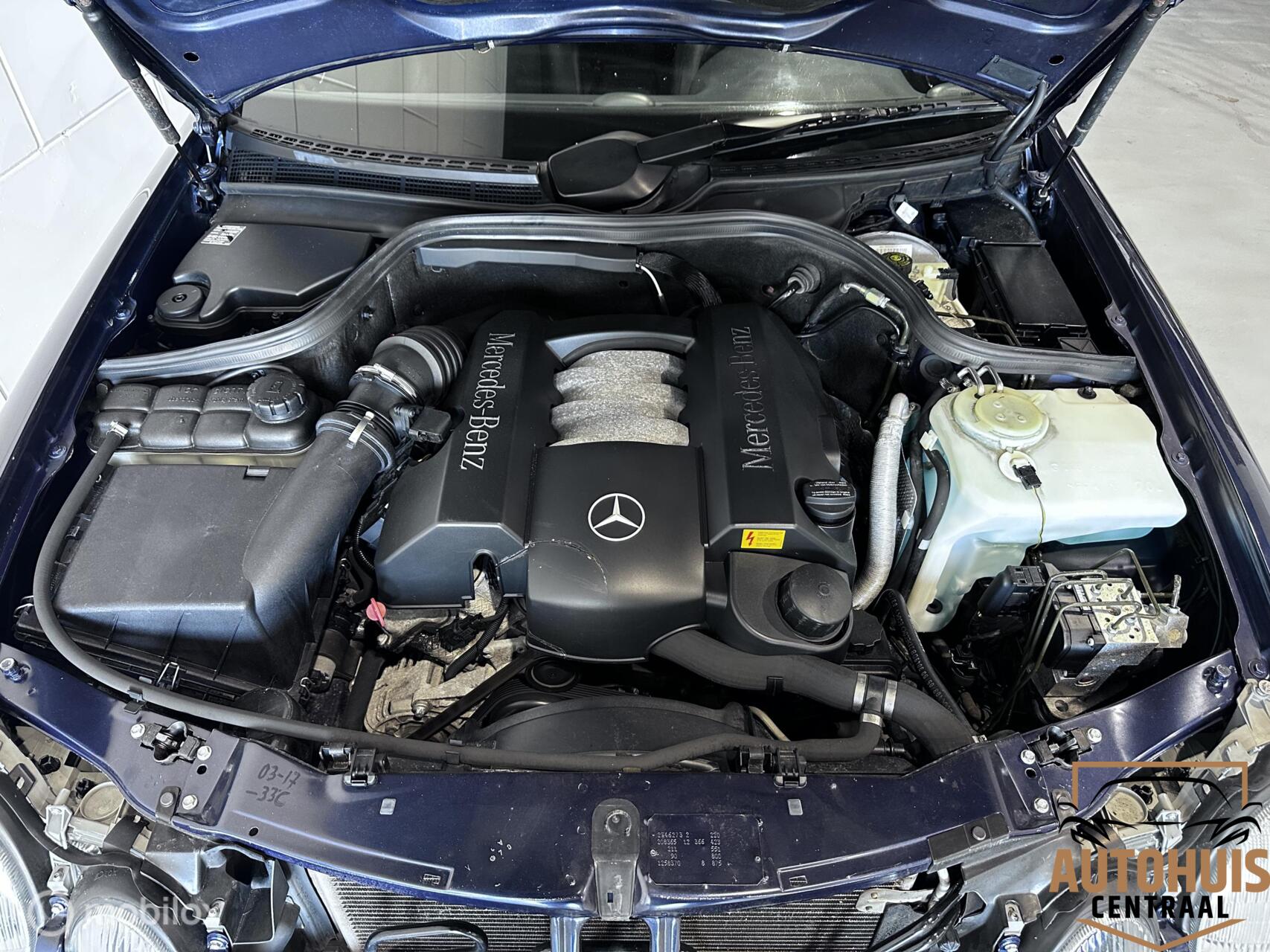 Foto van Mercedes-Benz CLK 320