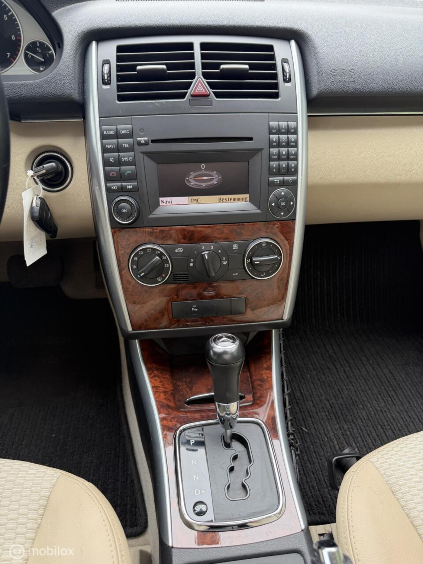 Foto van Mercedes-Benz B 180