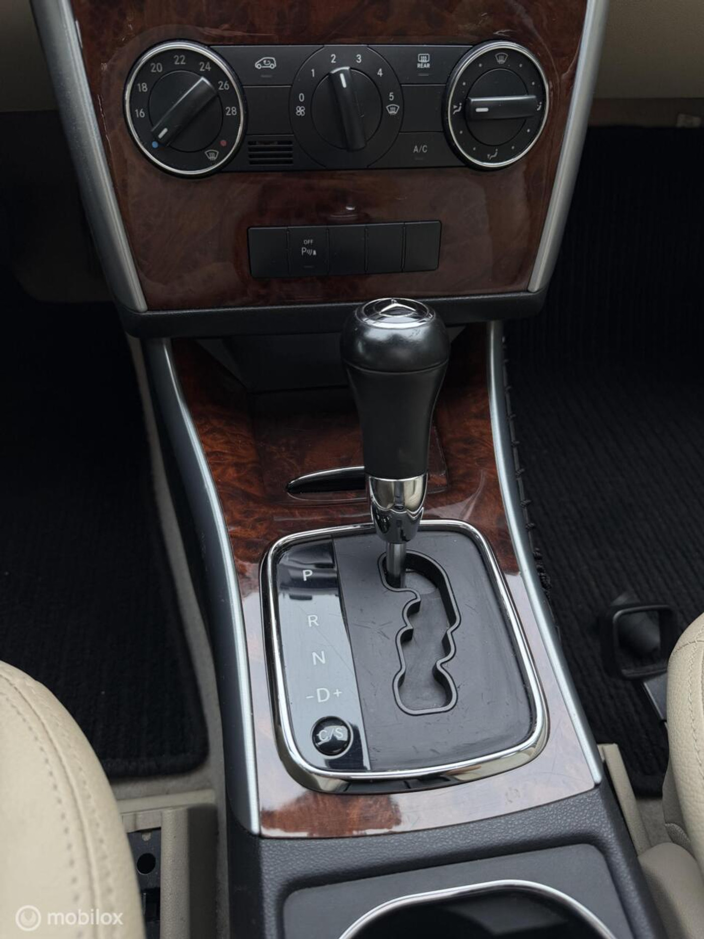 Foto van Mercedes-Benz B 180