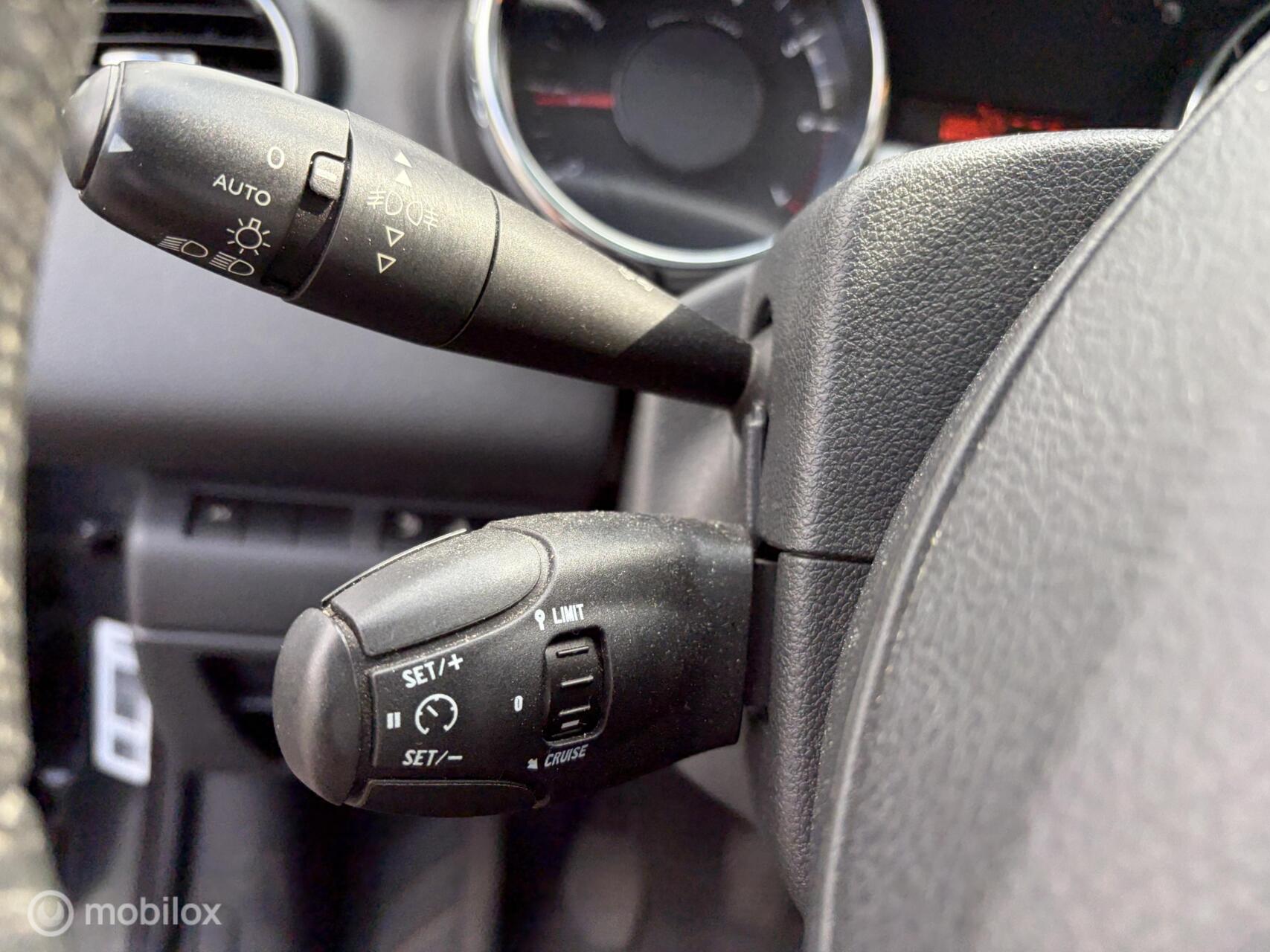 Foto van Peugeot 5008