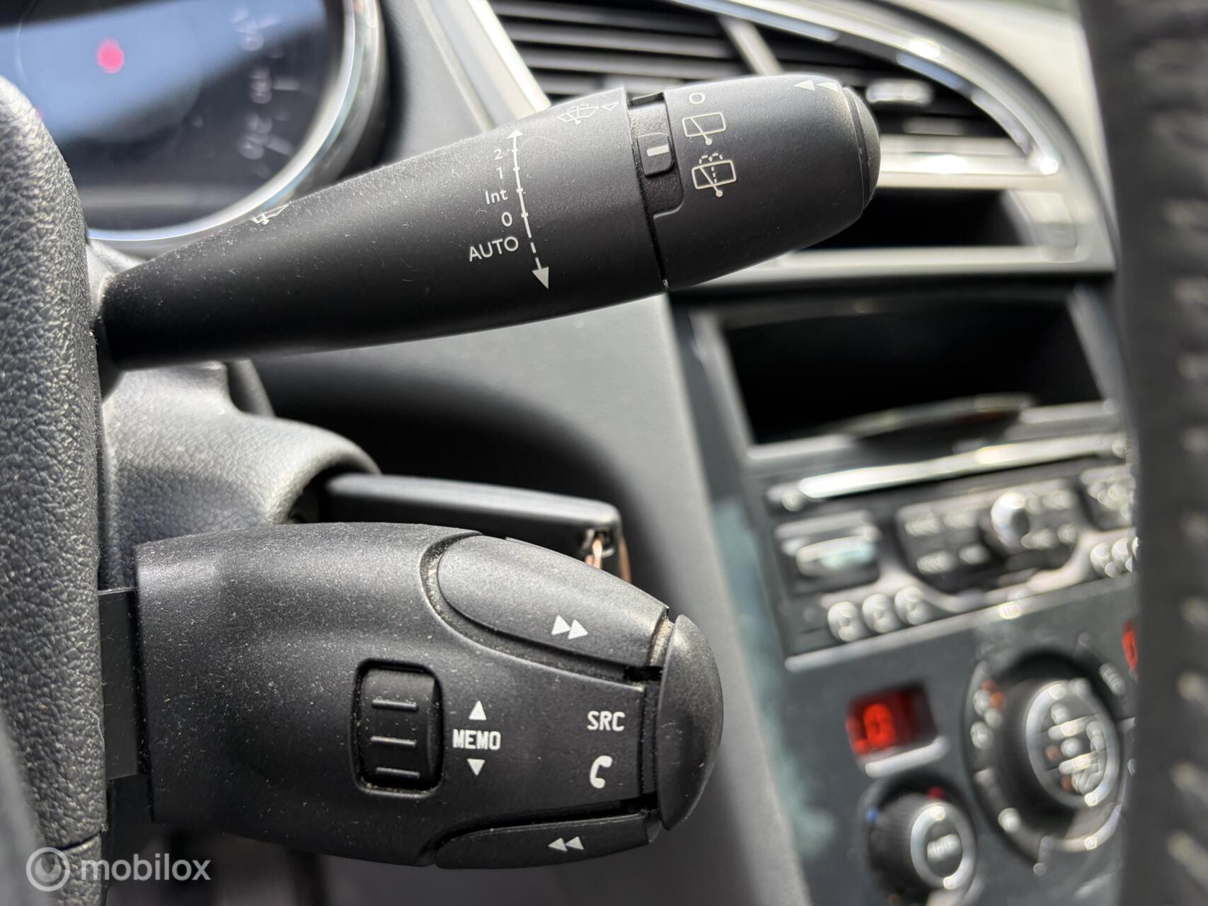 Foto van Peugeot 5008