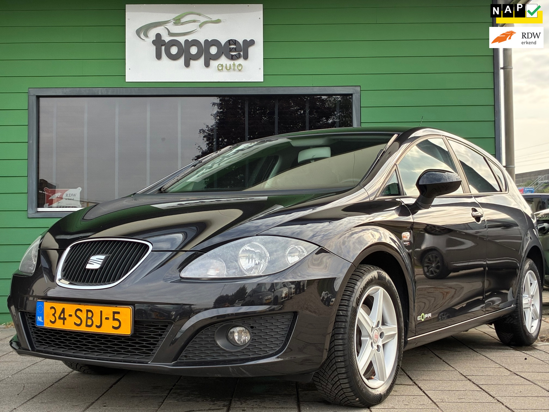 Seat Leon 1.2 TSI Ecomotive COPA|1e Eigenaar|Climatronic|CruiseControl|LM-Velgen|Elektr.ramen|Nieuwe APK|NAP|Goed Onderhouden!| 2011 - voorkant