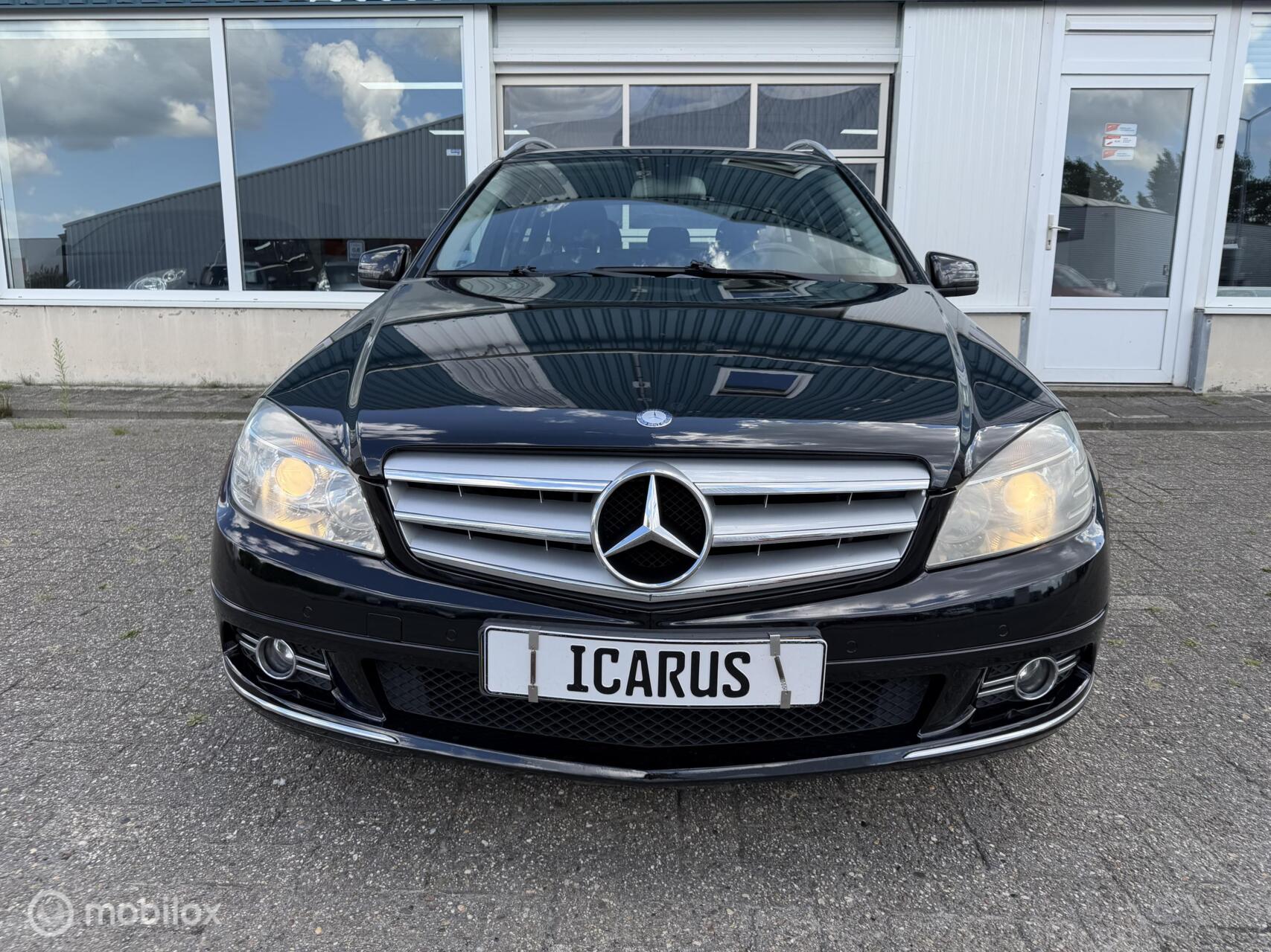 Foto van Mercedes-Benz C 180 Kompressor