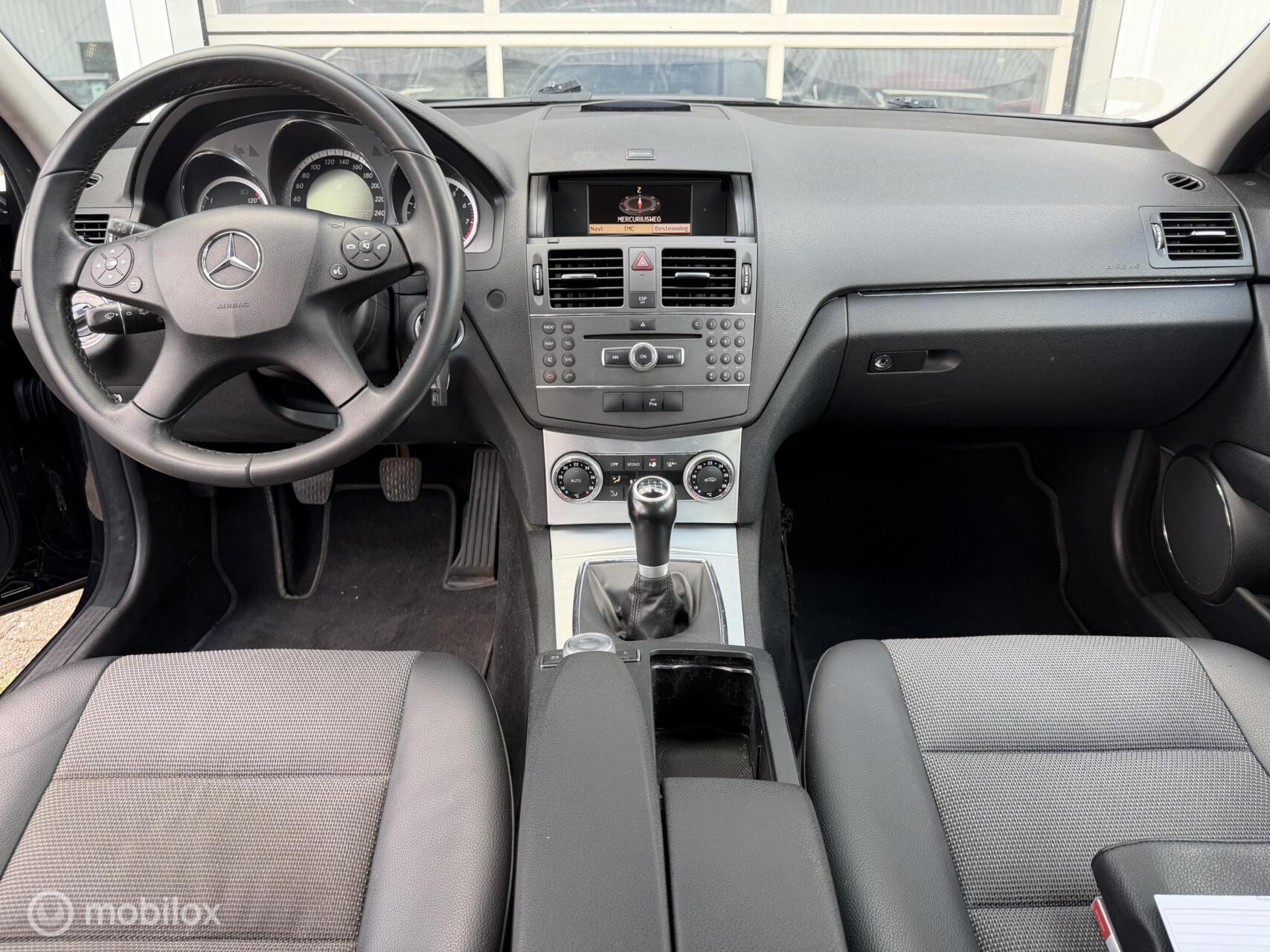 Foto van Mercedes-Benz C 180 Kompressor
