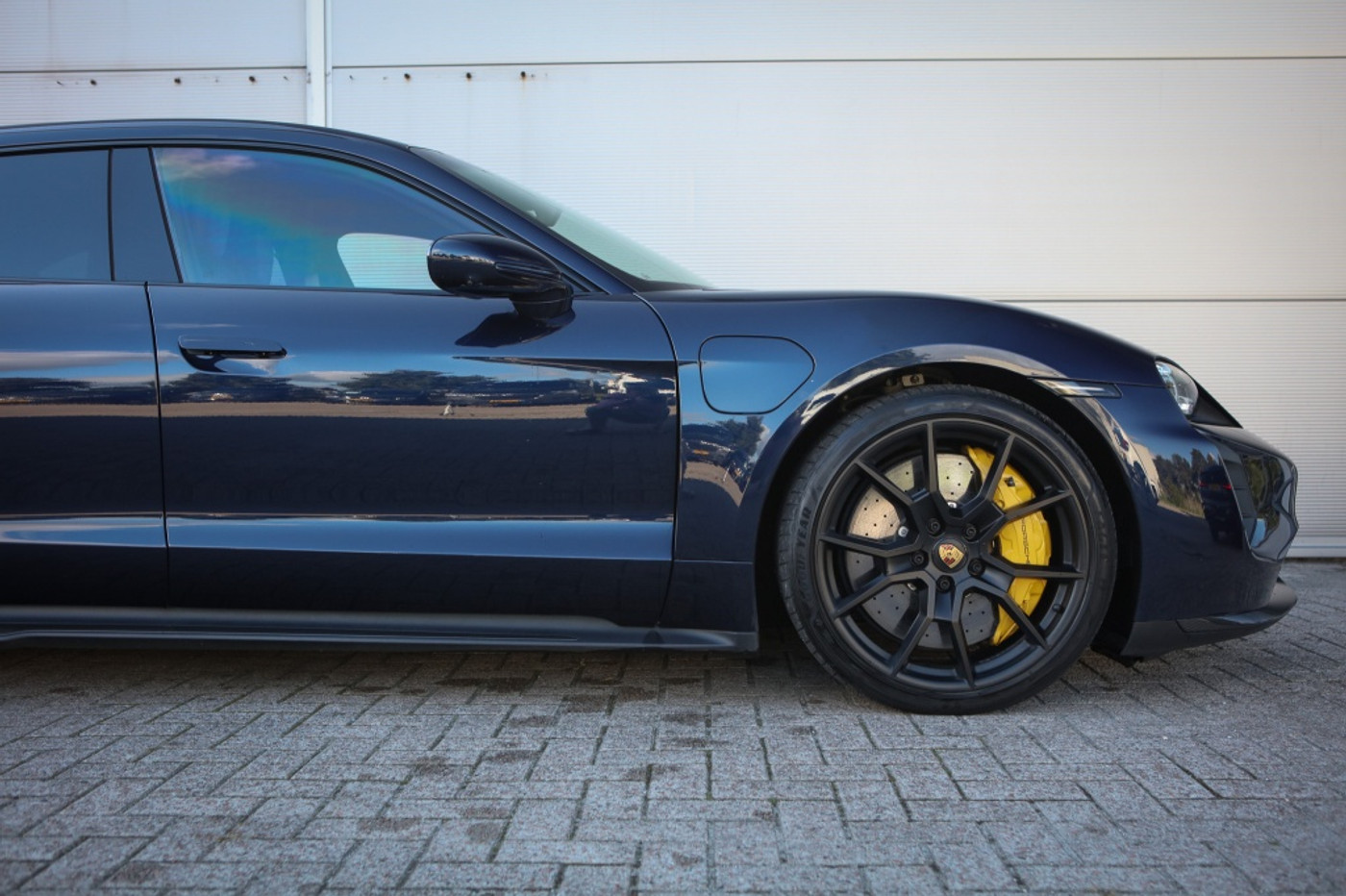 Foto van Porsche Taycan Sport Turismo