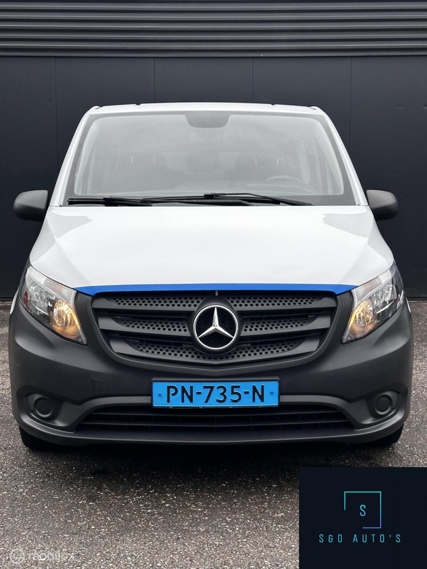 Foto van Mercedes-Benz Vito Tourer