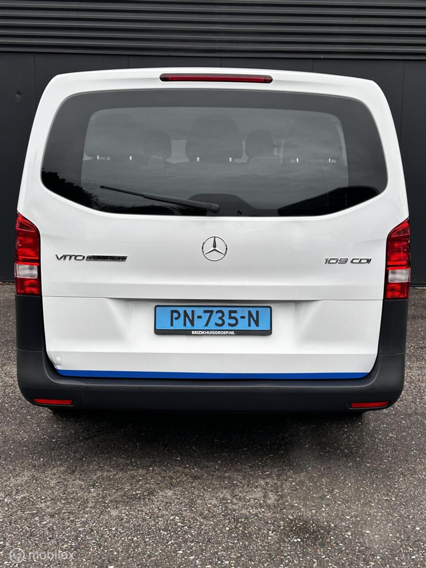 Foto van Mercedes-Benz Vito Tourer