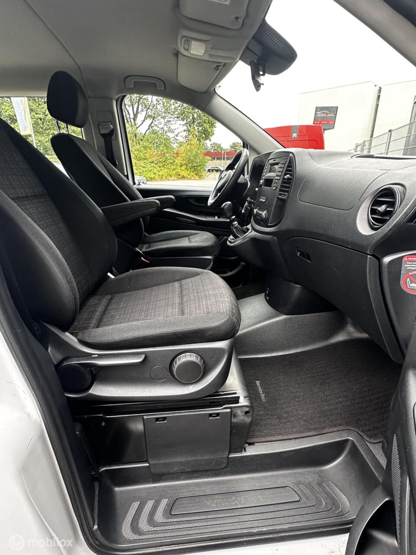 Foto van Mercedes-Benz Vito Tourer