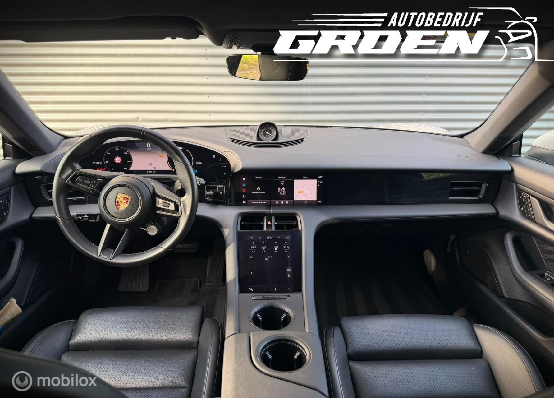Foto van Porsche Taycan