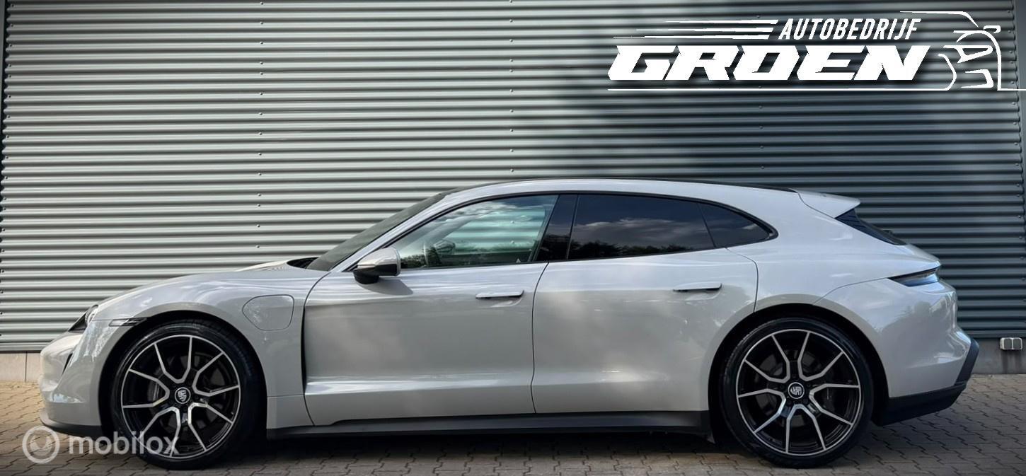 Foto van Porsche Taycan