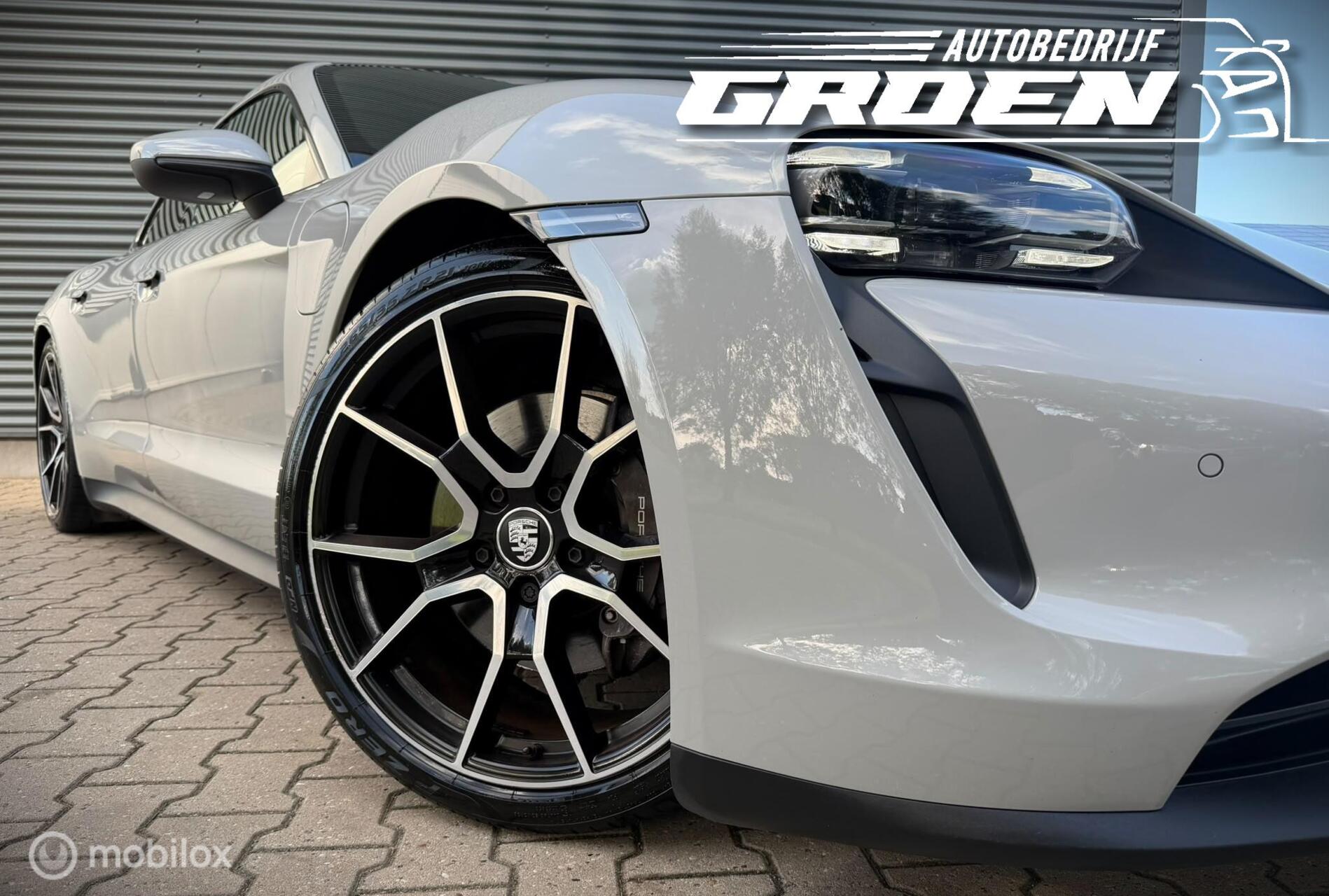 Foto van Porsche Taycan
