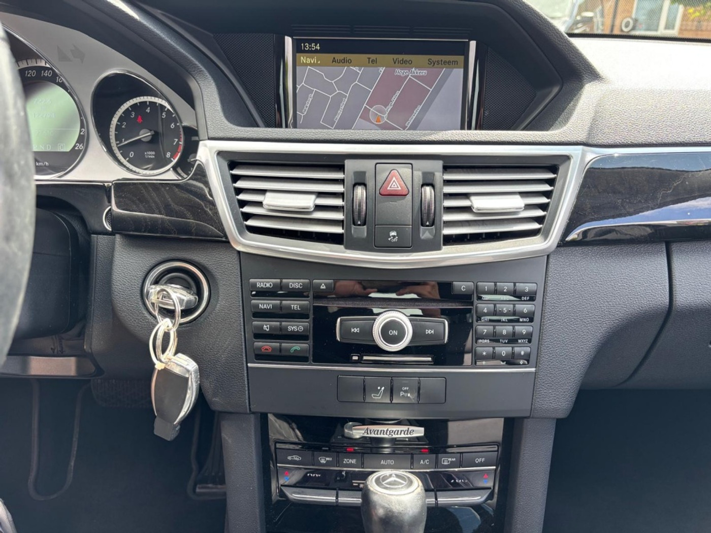 Foto van Mercedes-Benz E 200 Cgi