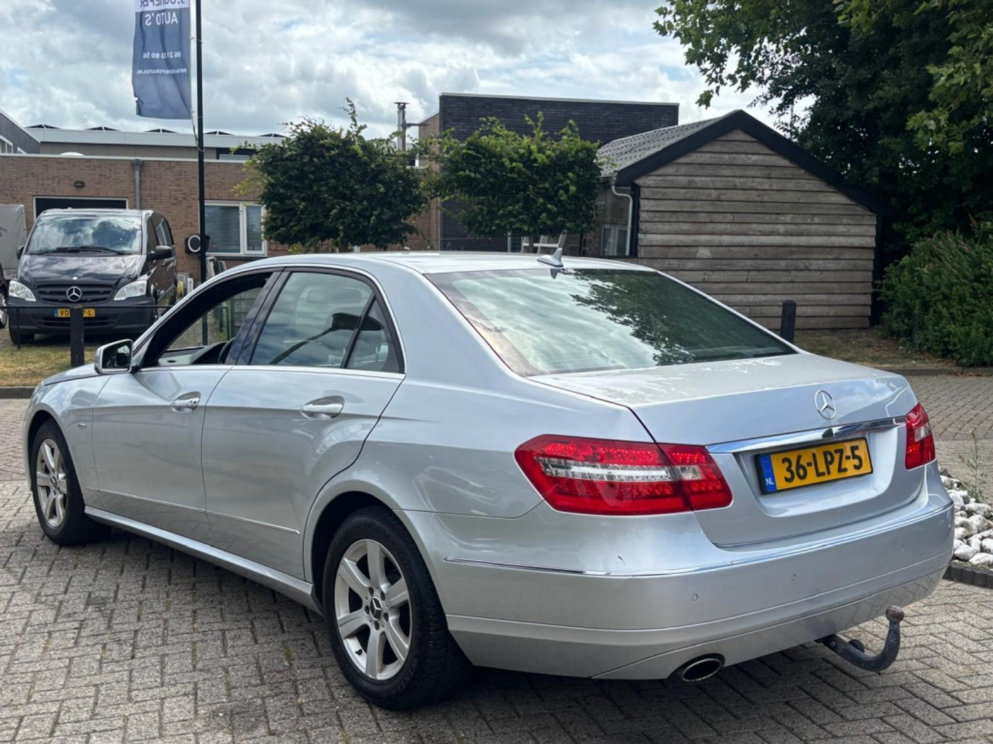Foto van Mercedes-Benz E 200 Cgi