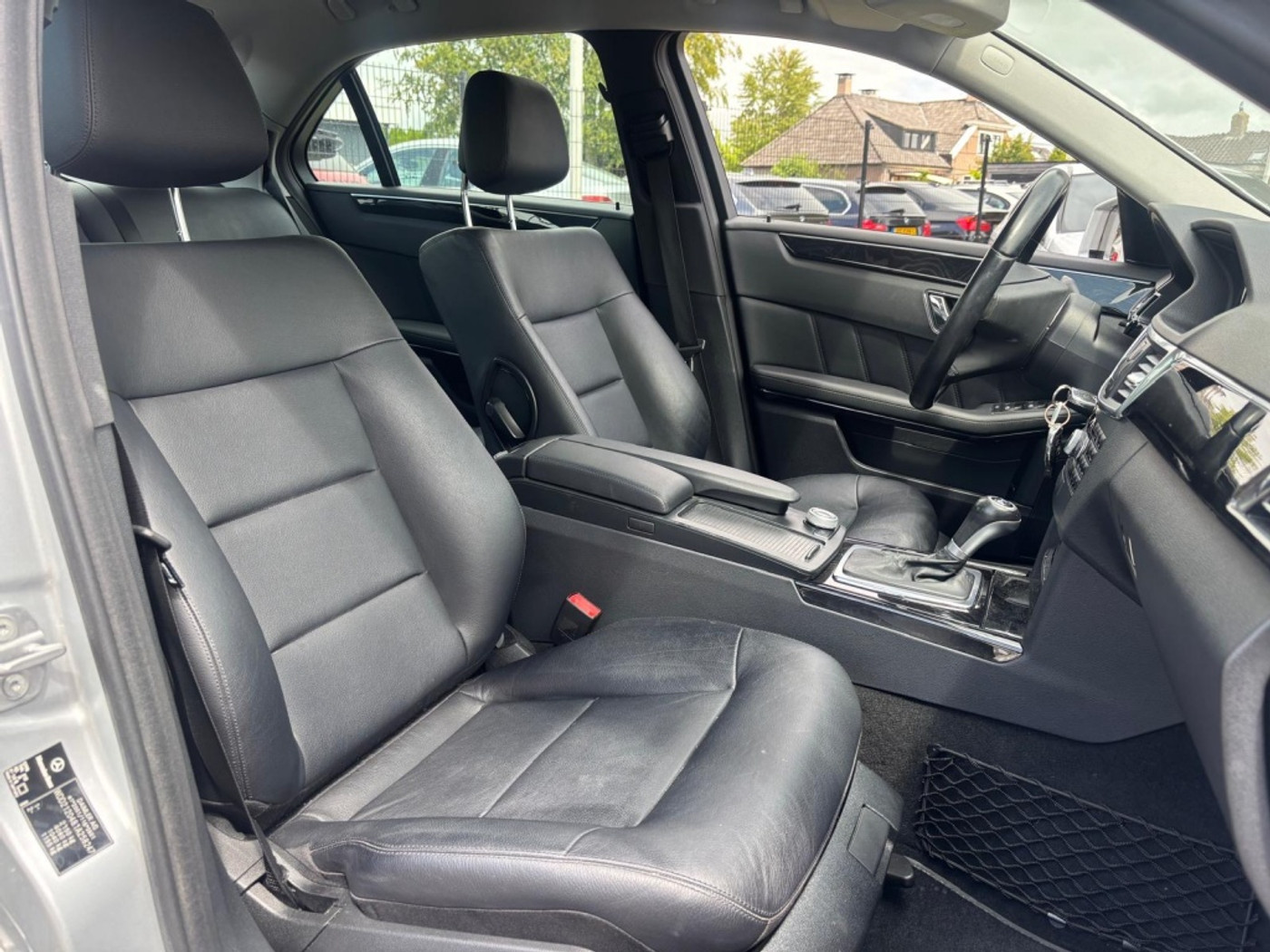 Foto van Mercedes-Benz E 200 Cgi