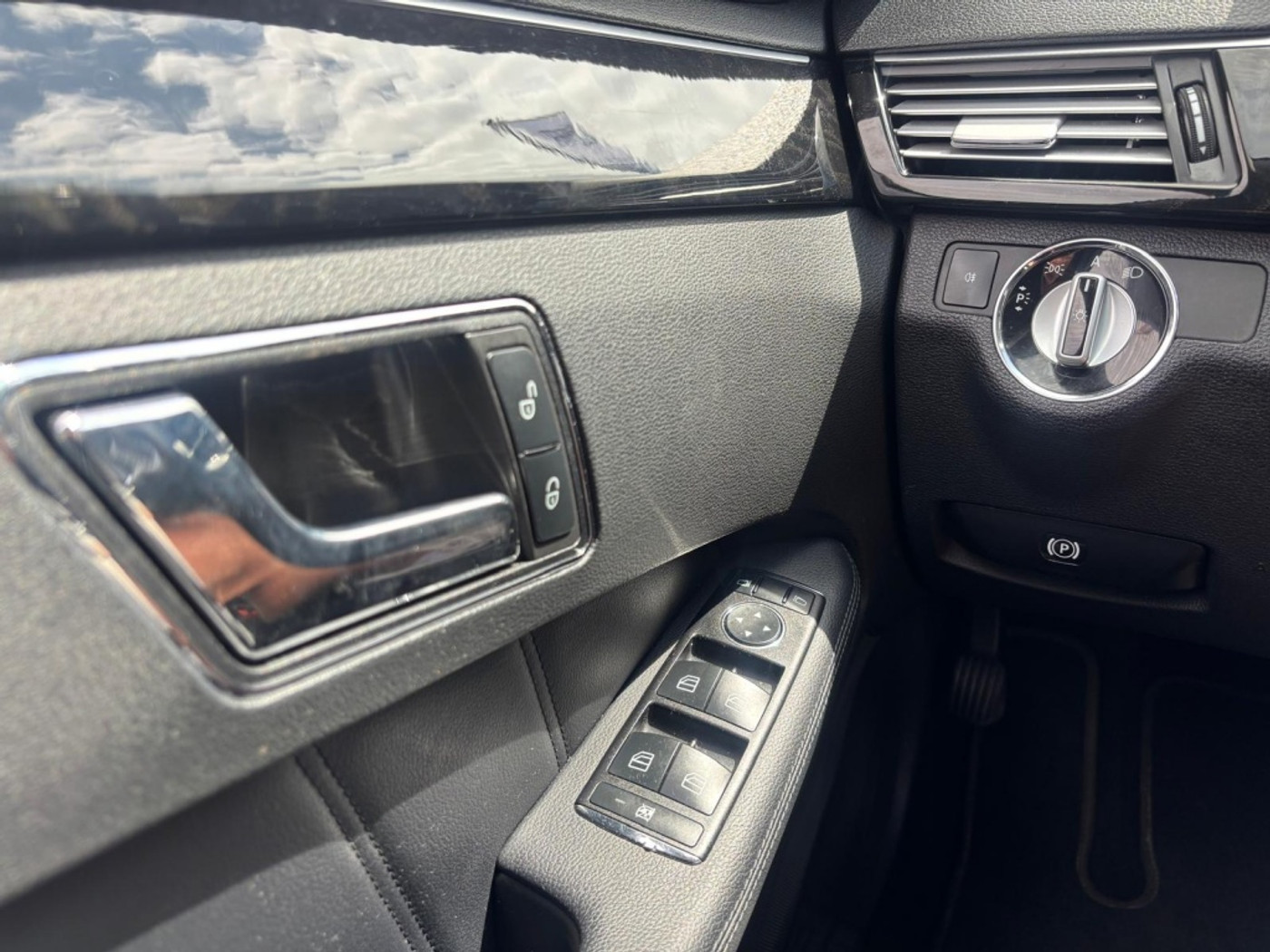 Foto van Mercedes-Benz E 200 Cgi