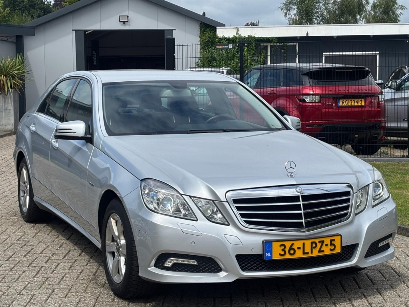 Foto van Mercedes-Benz E 200 Cgi