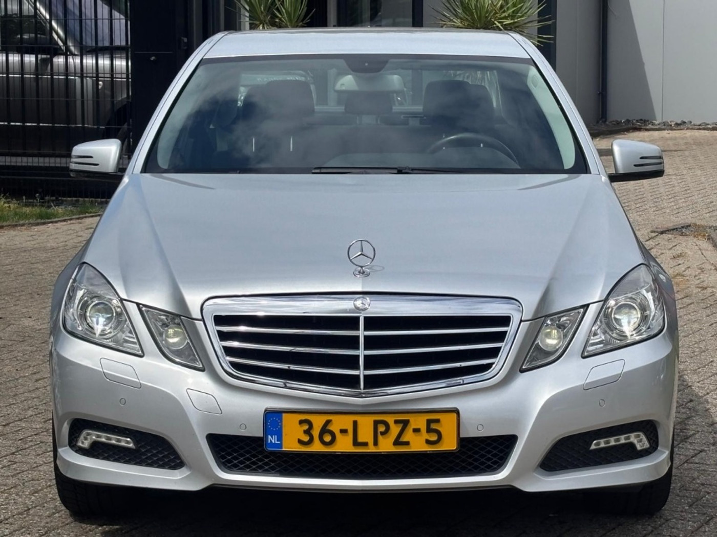 Foto van Mercedes-Benz E 200 Cgi