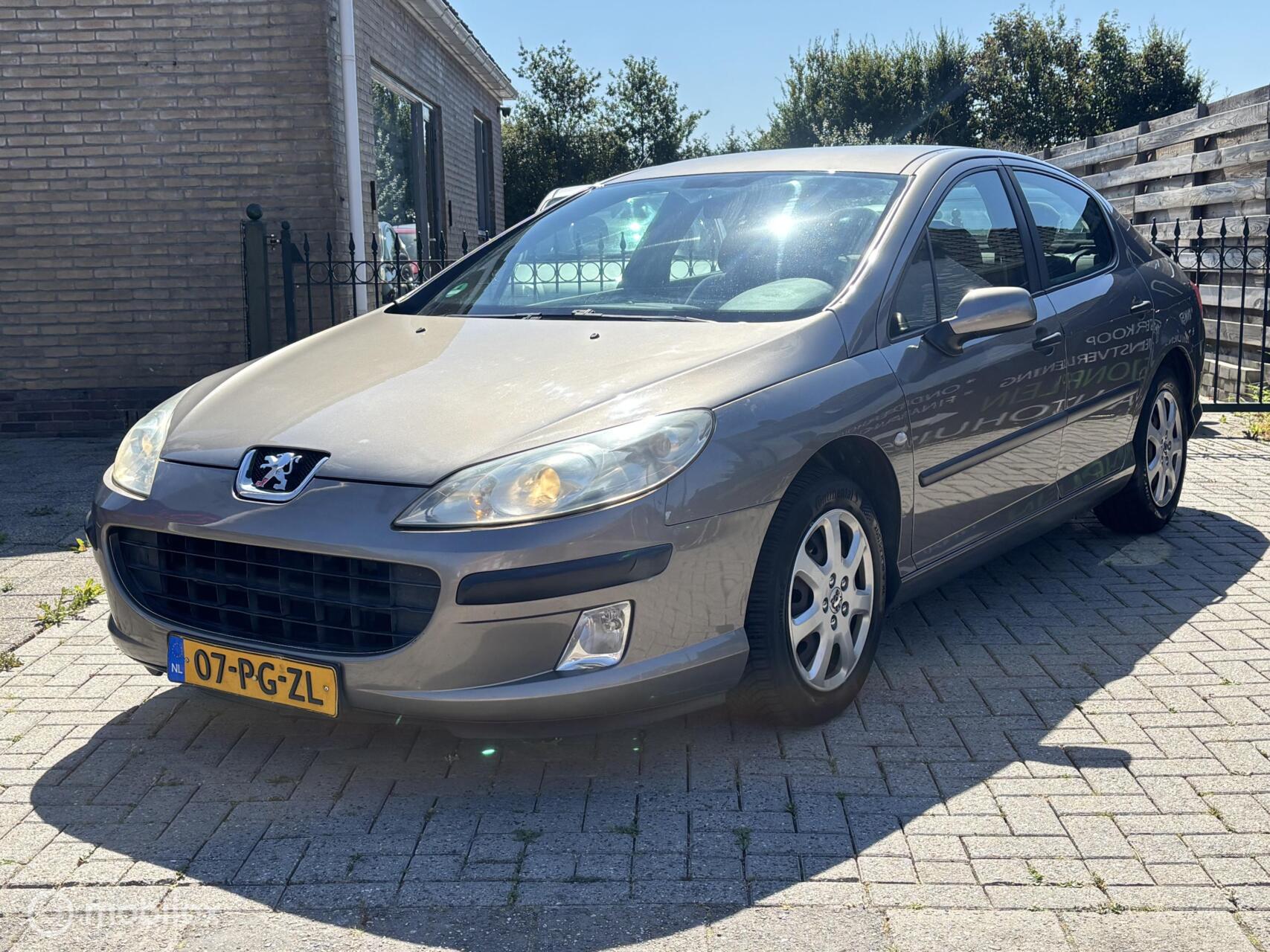 Peugeot 407 1.8-16V XR 2004 - voorkant