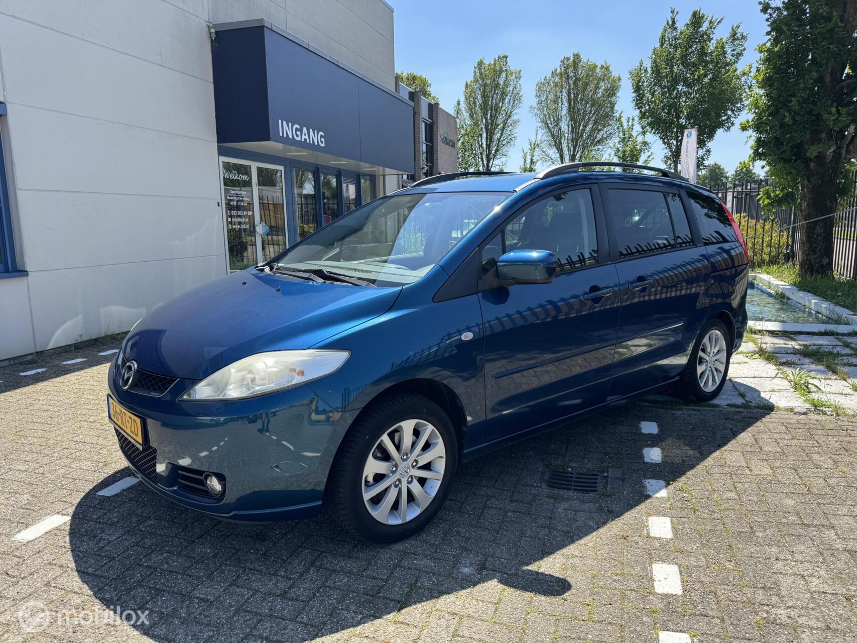 Mazda Mazda 5 2.0 Executive Airco/7-Persoons NW A.P.K 2005 - voorkant