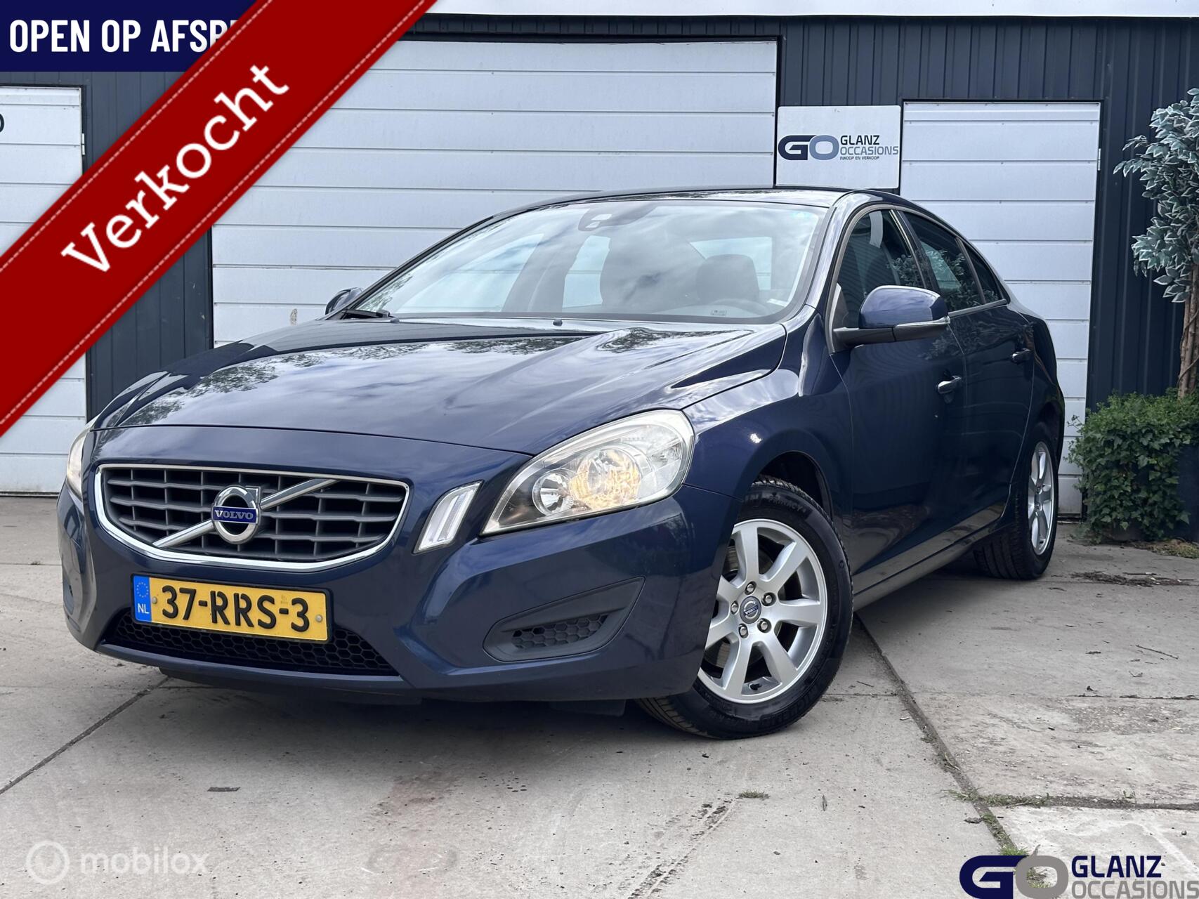 Volvo S60 1.6 T4 Kinetic 2011 - voorkant