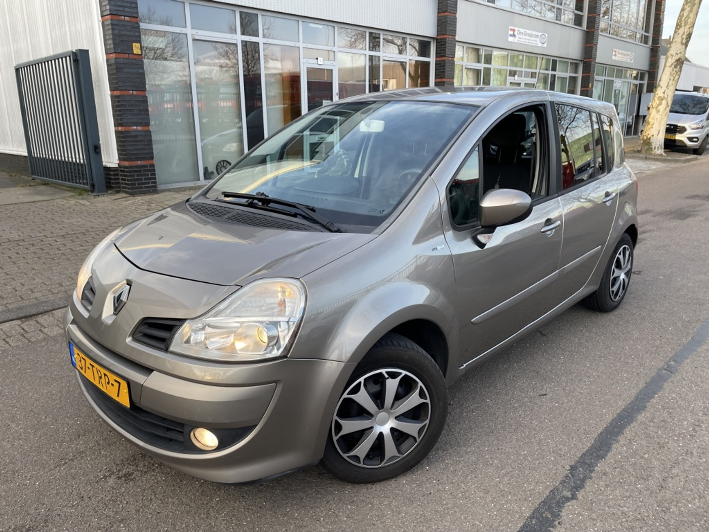 Renault Modus 1.6-16V Night & Day 2012 - voorkant