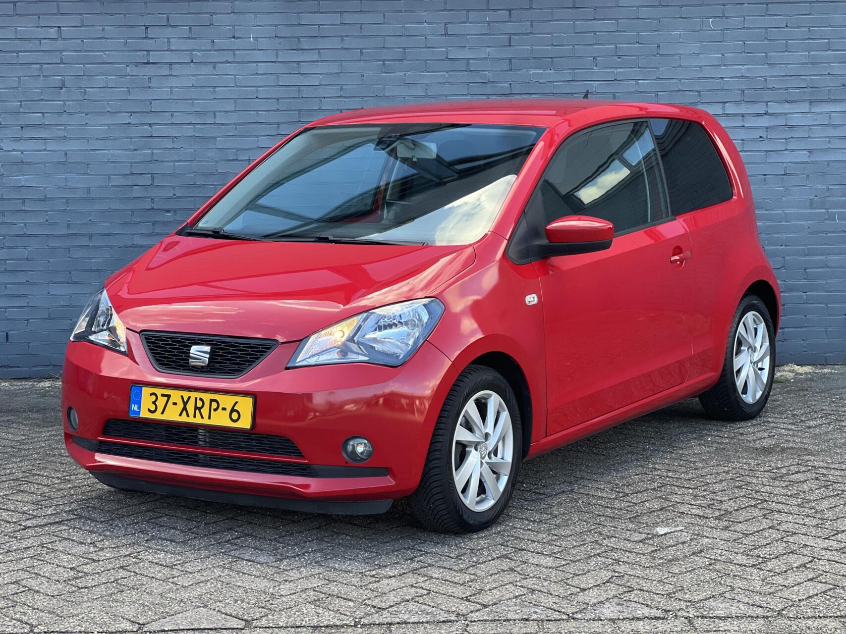 Seat Mii 1.0 Style Sport Nieuwe Apk Airco Navi LM Velgen 2012 - voorkant