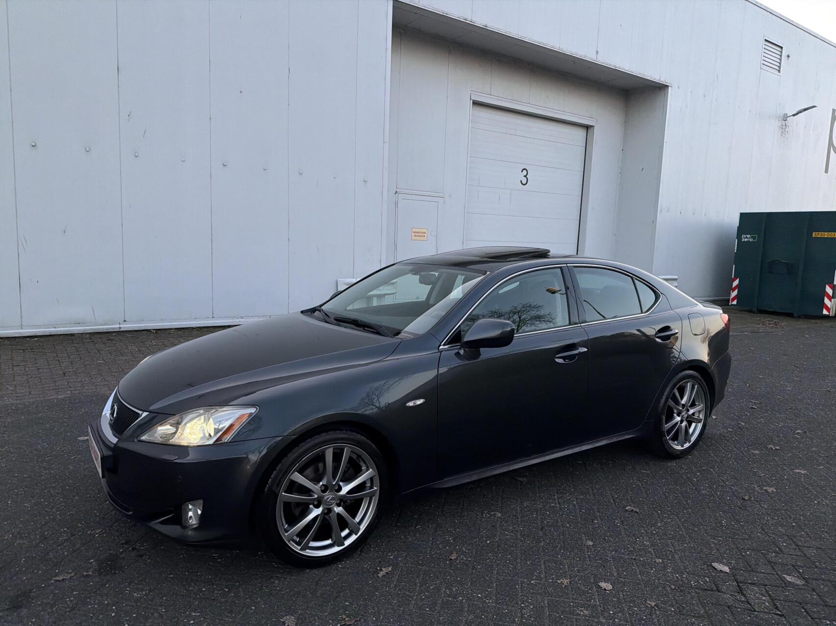 Foto van Lexus Lexus Is250