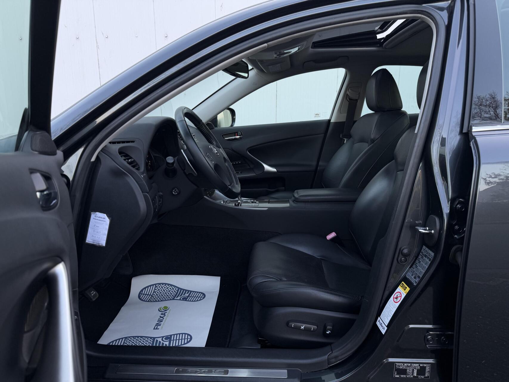 Foto van Lexus Lexus Is250