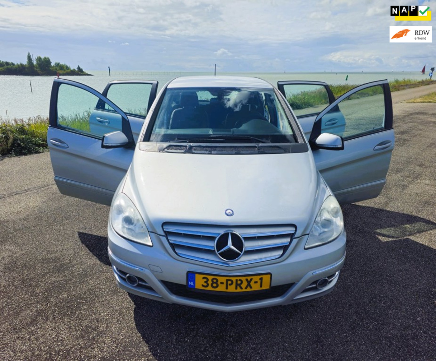 Mercedes-Benz B 160 160 BlueEFFICIENCY Business Class 2011 - voorkant