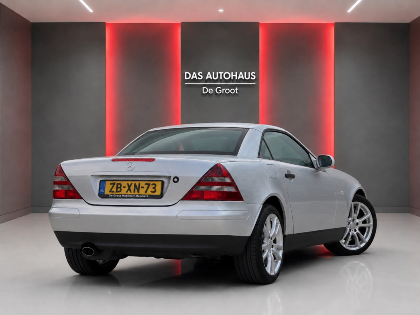 Foto van Mercedes-Benz SLK 230 Kompressor