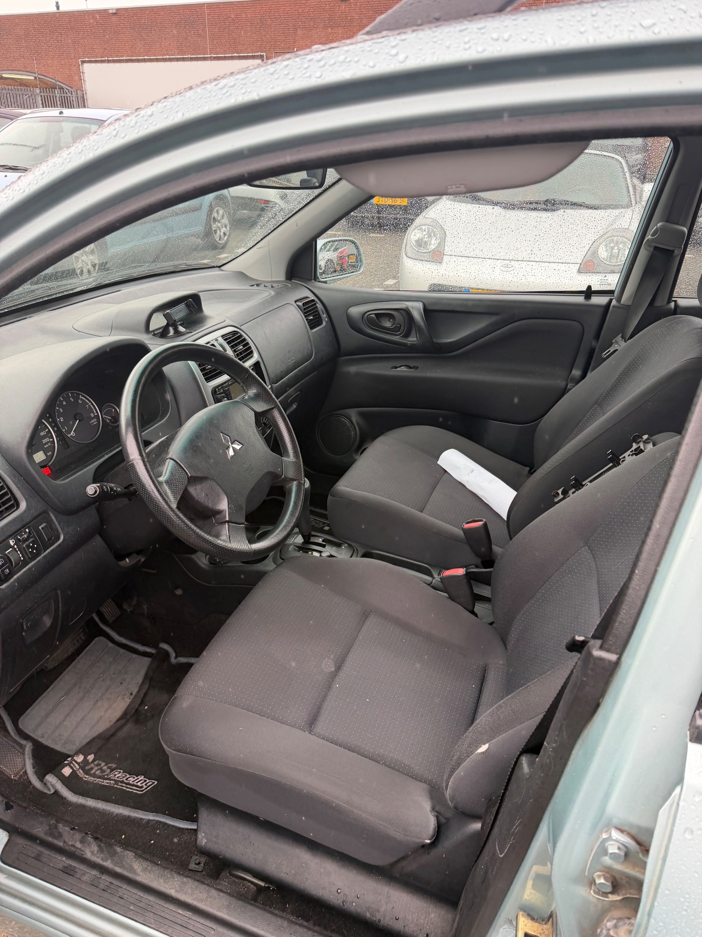 Foto van Mitsubishi Space Star