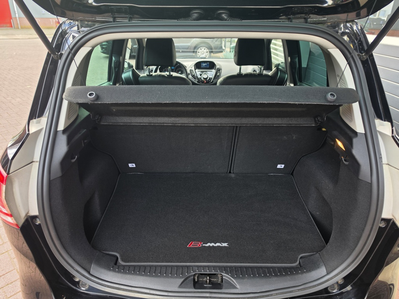 Foto van Ford B-max