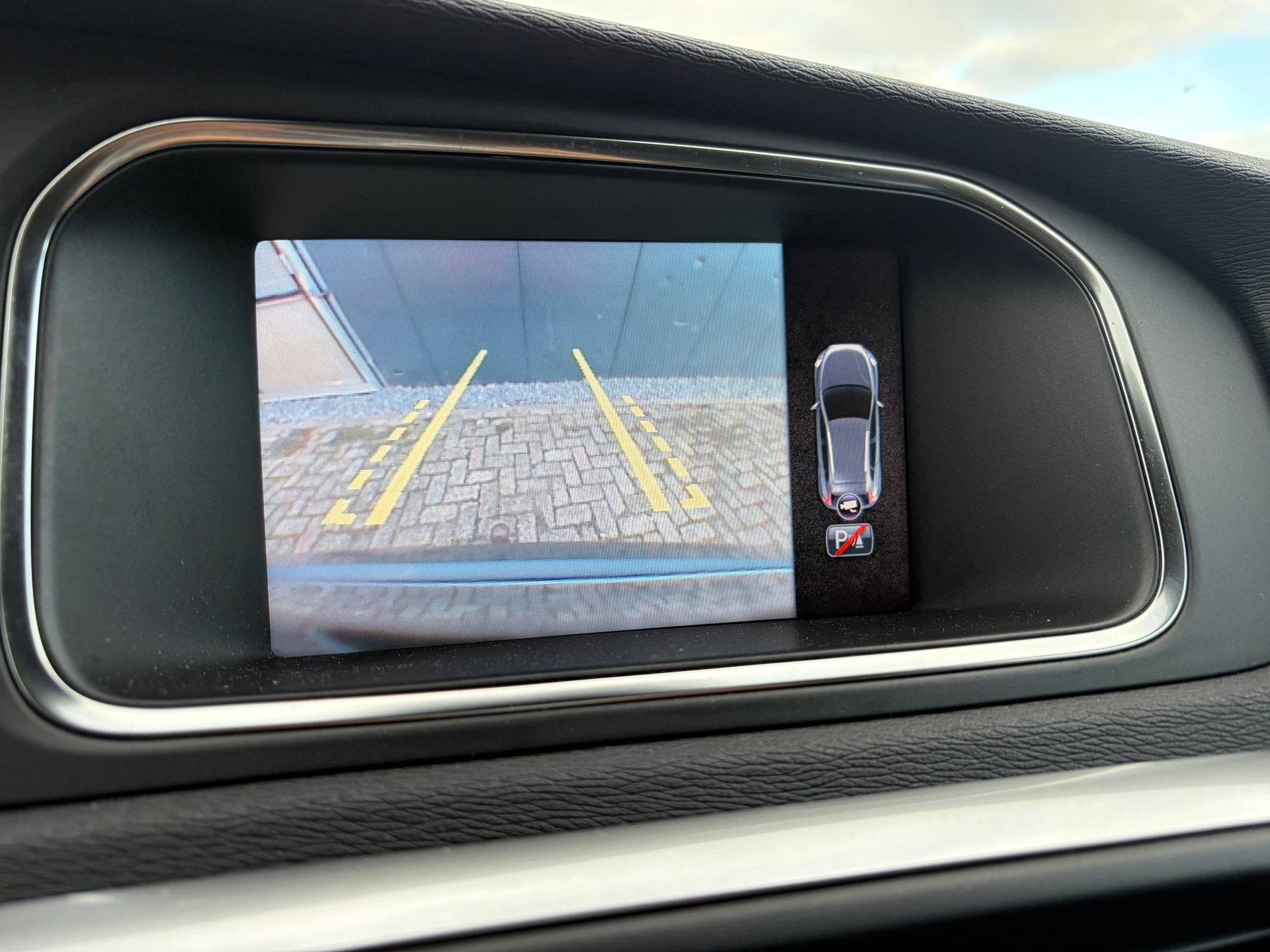 Foto van Volvo V40 Cross Country