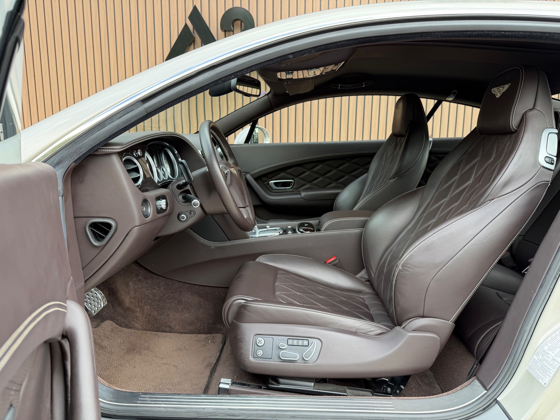 Foto van Bentley Bentley Continental GT V8