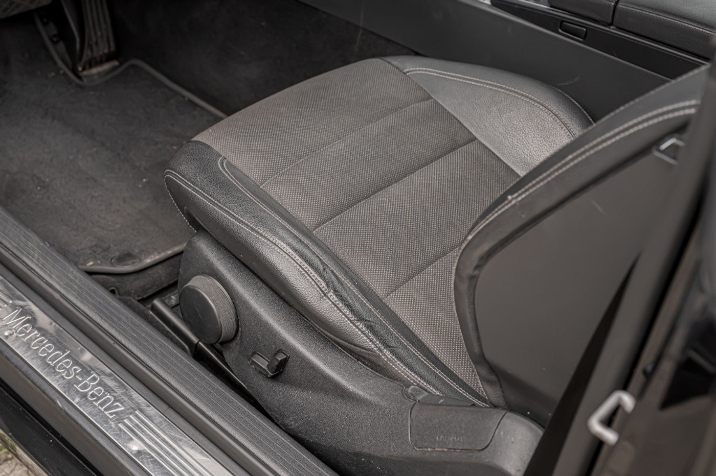 Foto van Mercedes-Benz E 200