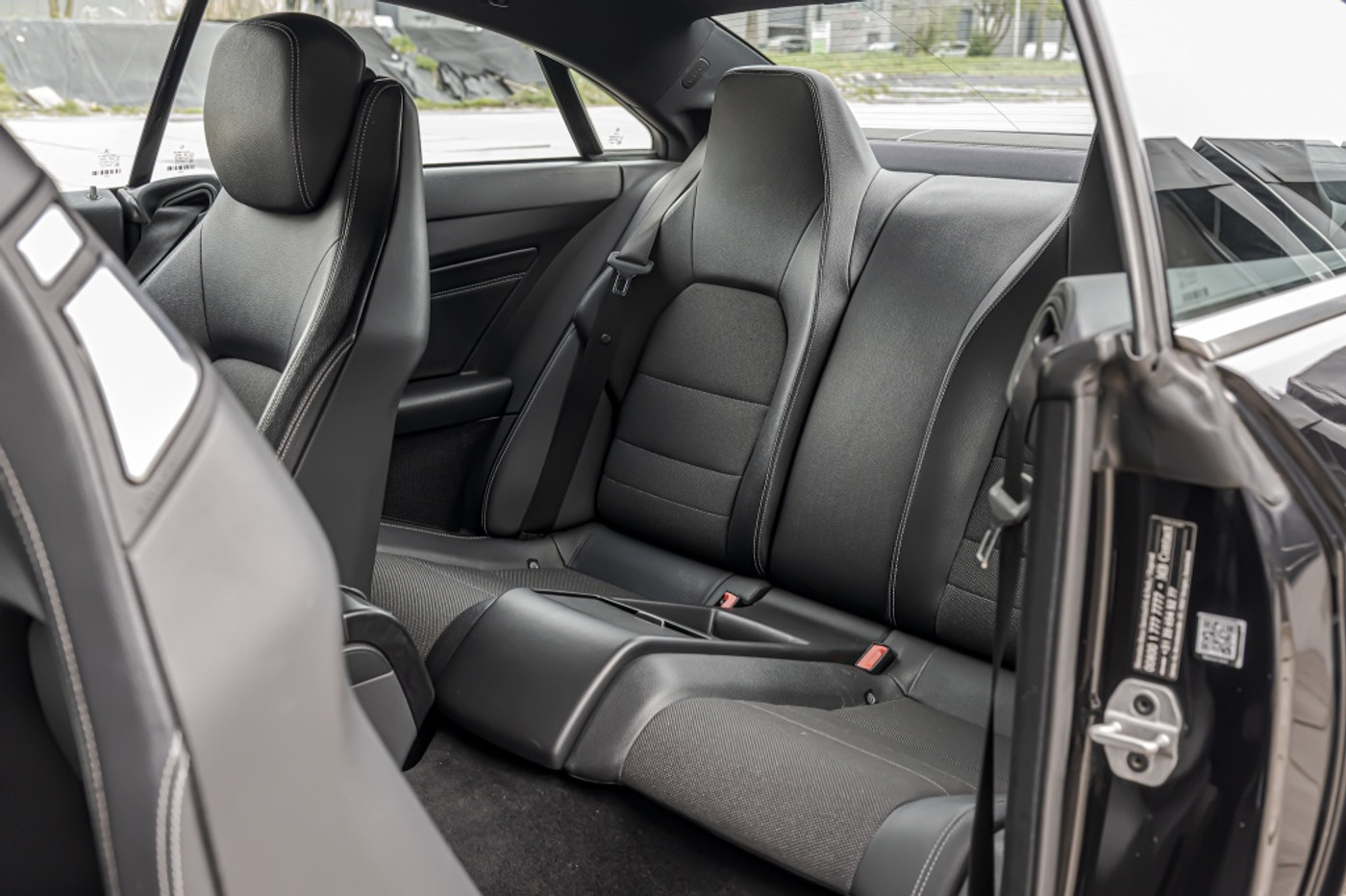 Foto van Mercedes-Benz E 200