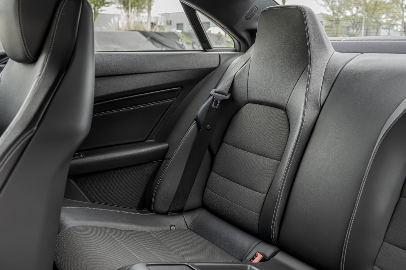 Foto van Mercedes-Benz E 200