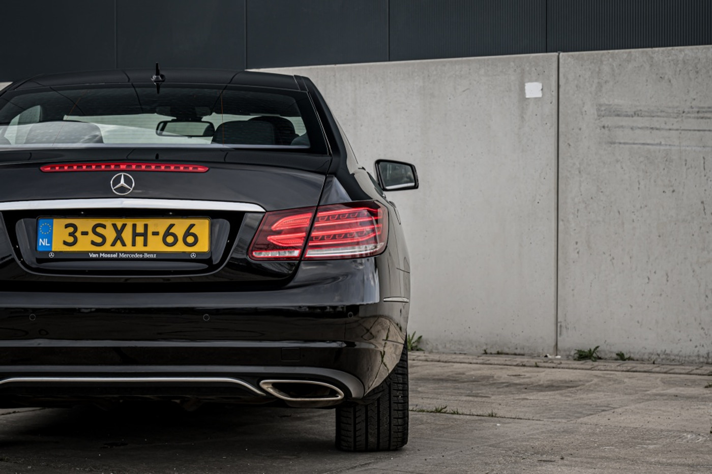 Foto van Mercedes-Benz E 200