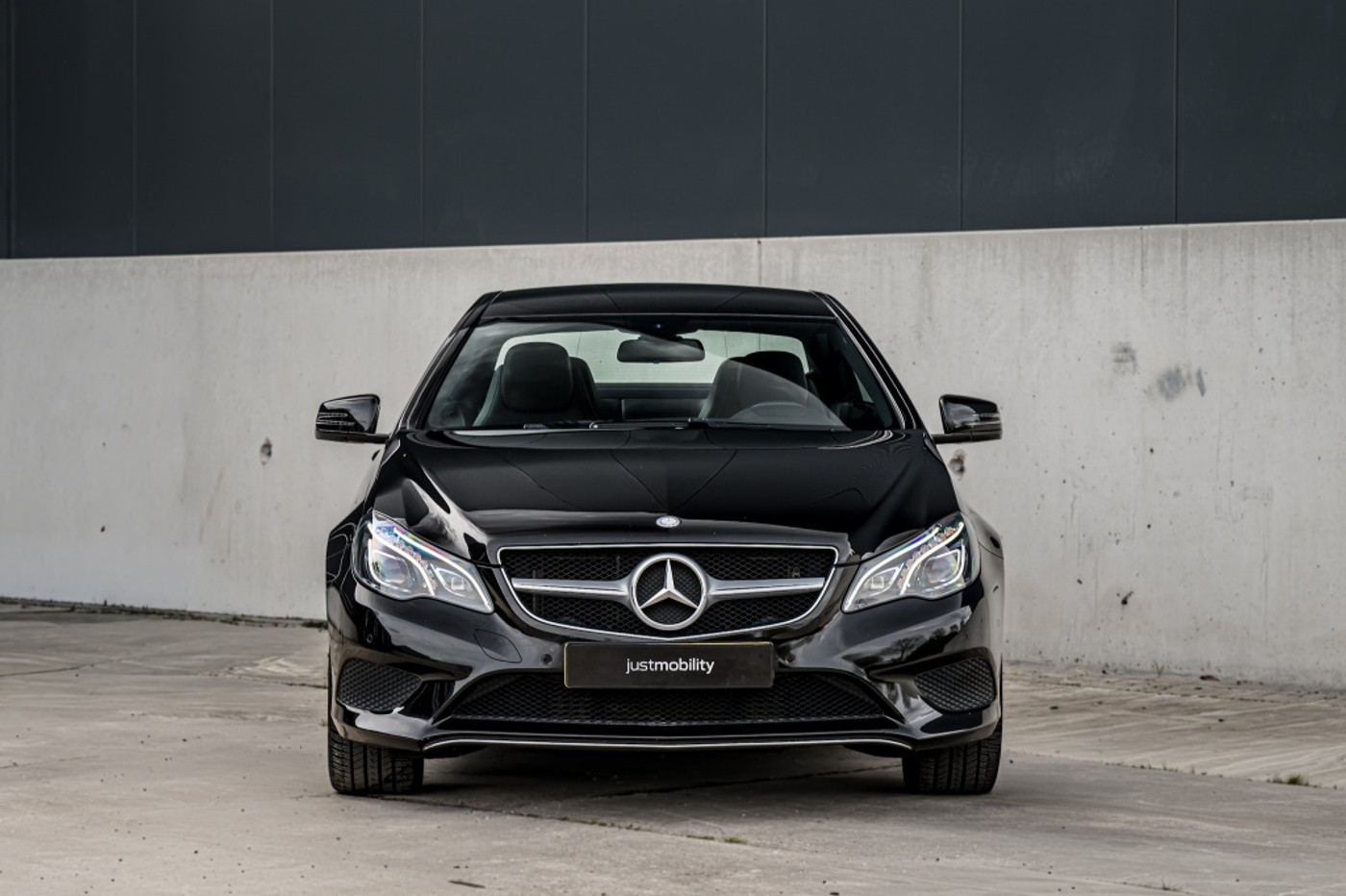 Foto van Mercedes-Benz E 200