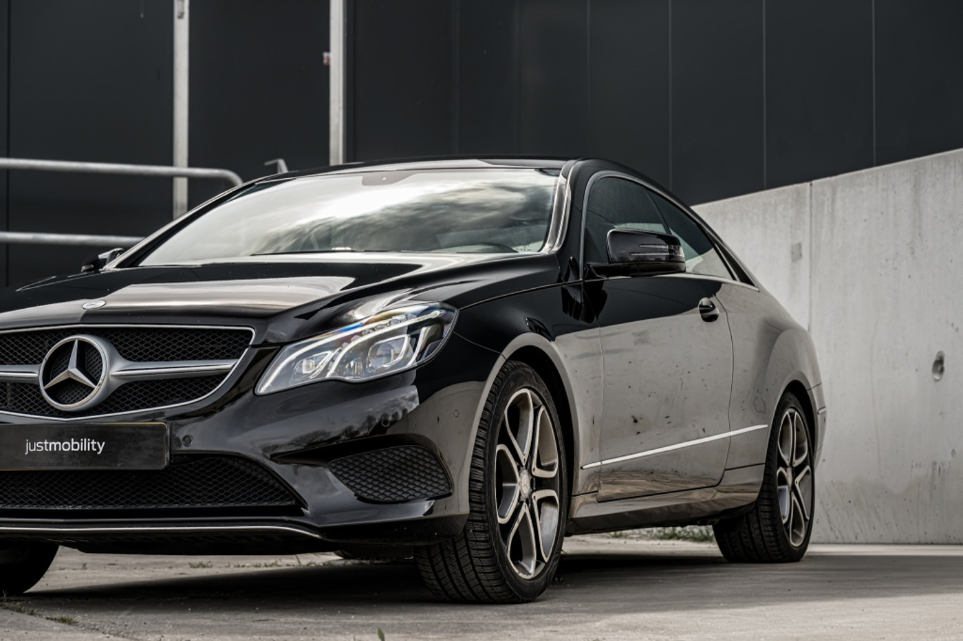 Foto van Mercedes-Benz E 200