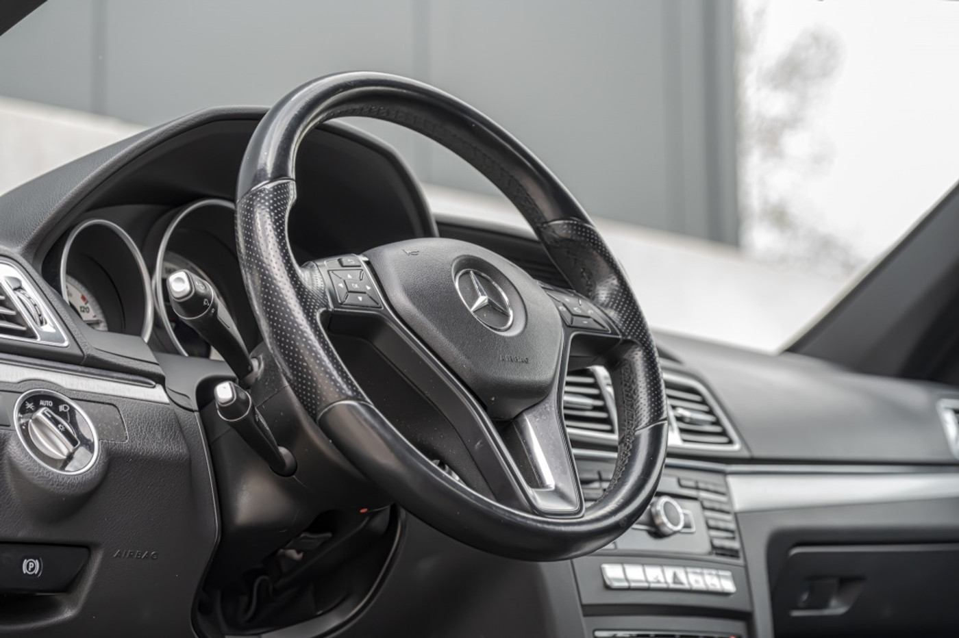 Foto van Mercedes-Benz E 200
