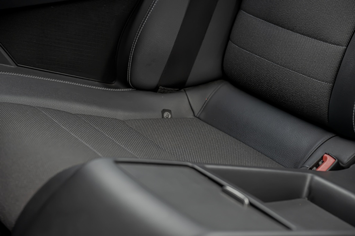 Foto van Mercedes-Benz E 200