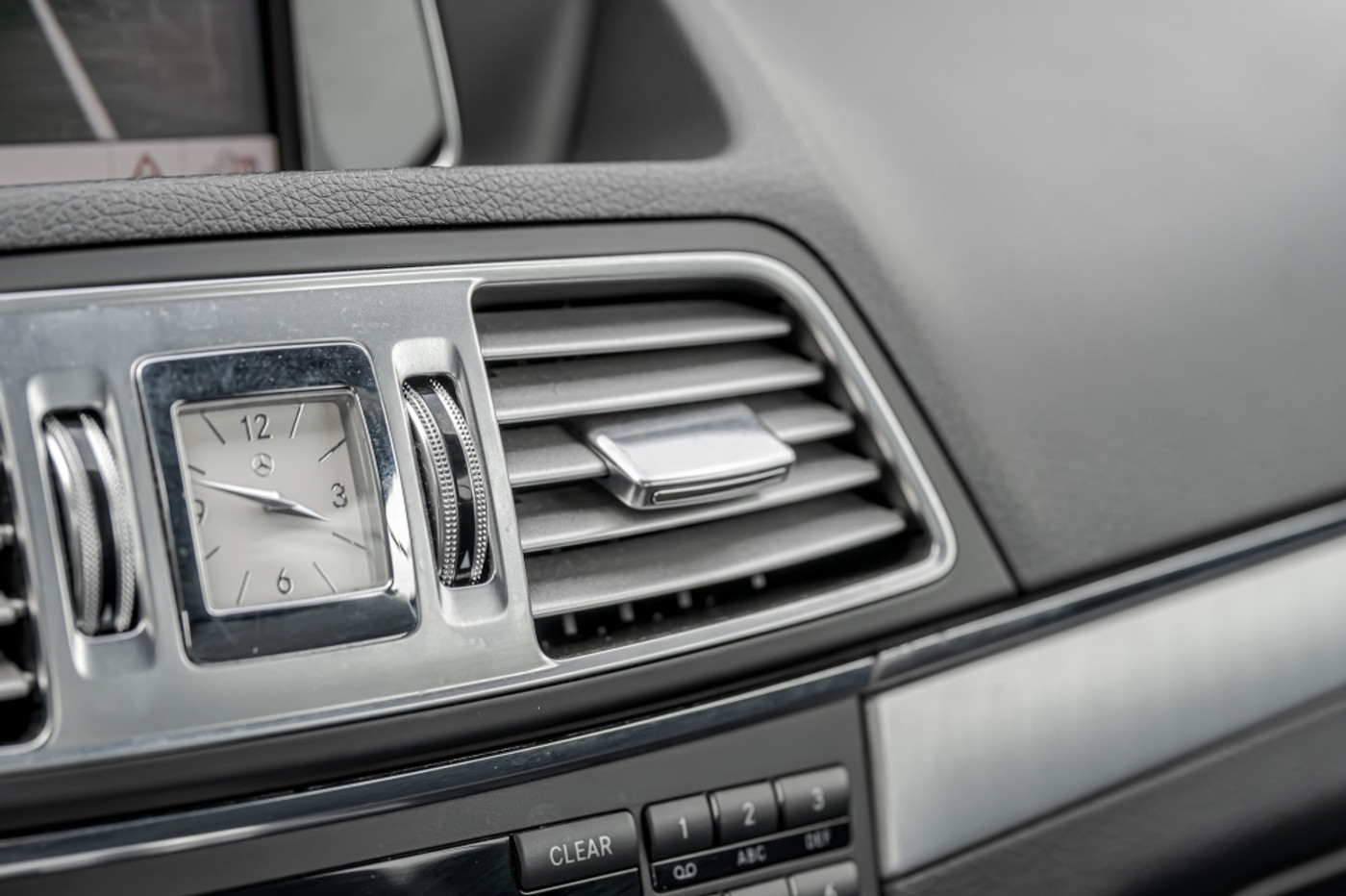 Foto van Mercedes-Benz E 200