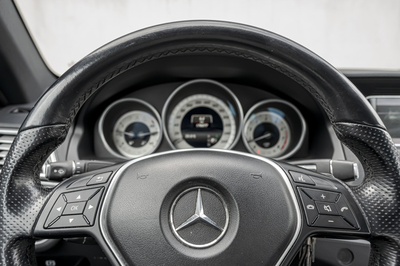 Foto van Mercedes-Benz E 200