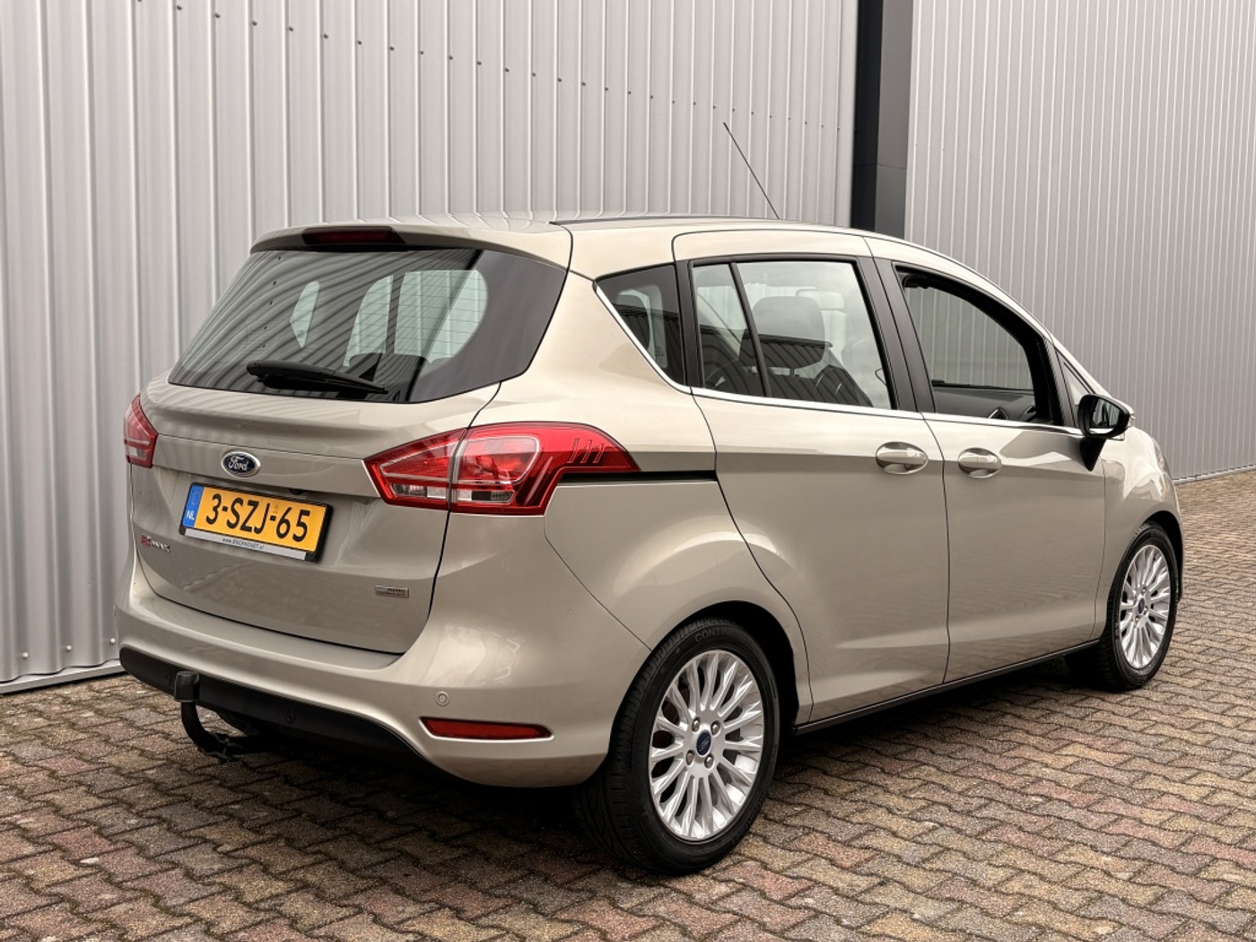 Foto van Ford B-max