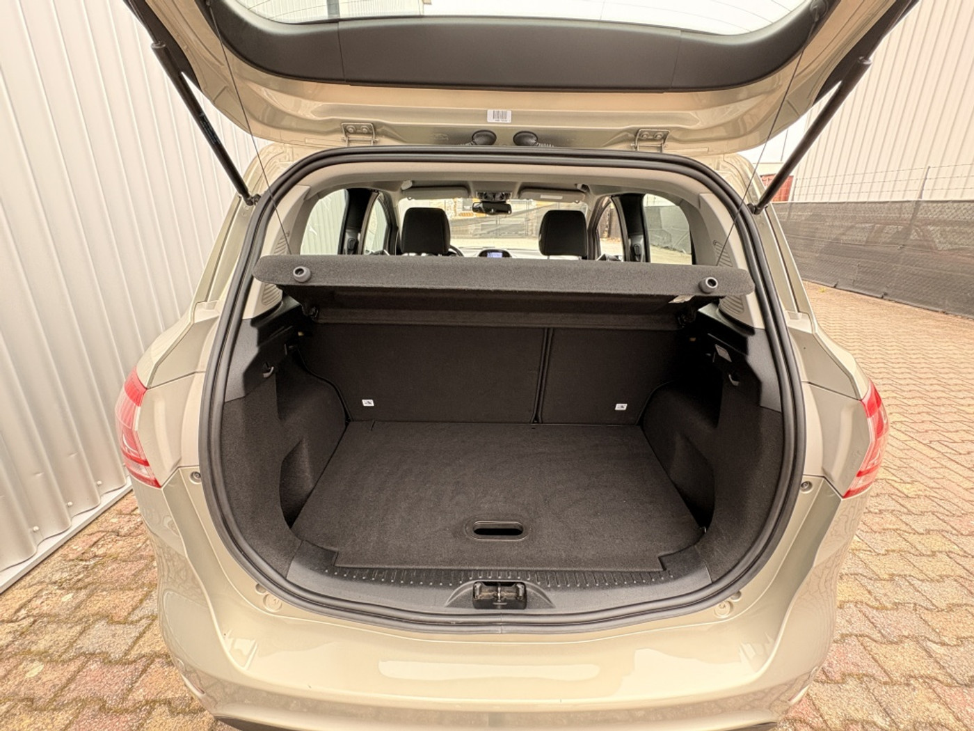 Foto van Ford B-max