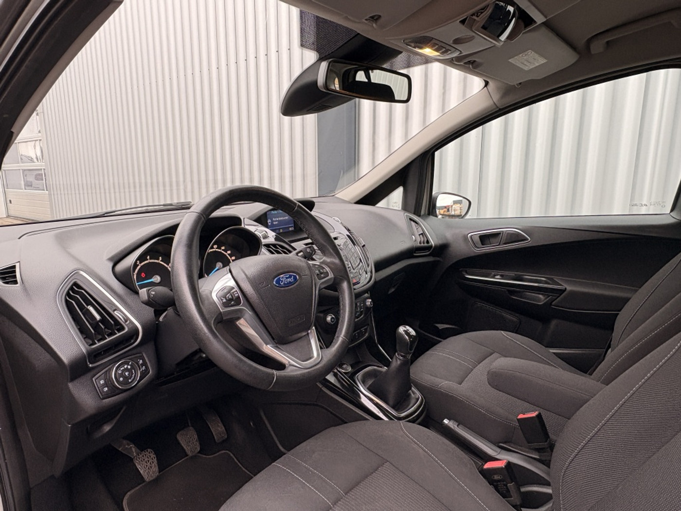 Foto van Ford B-max