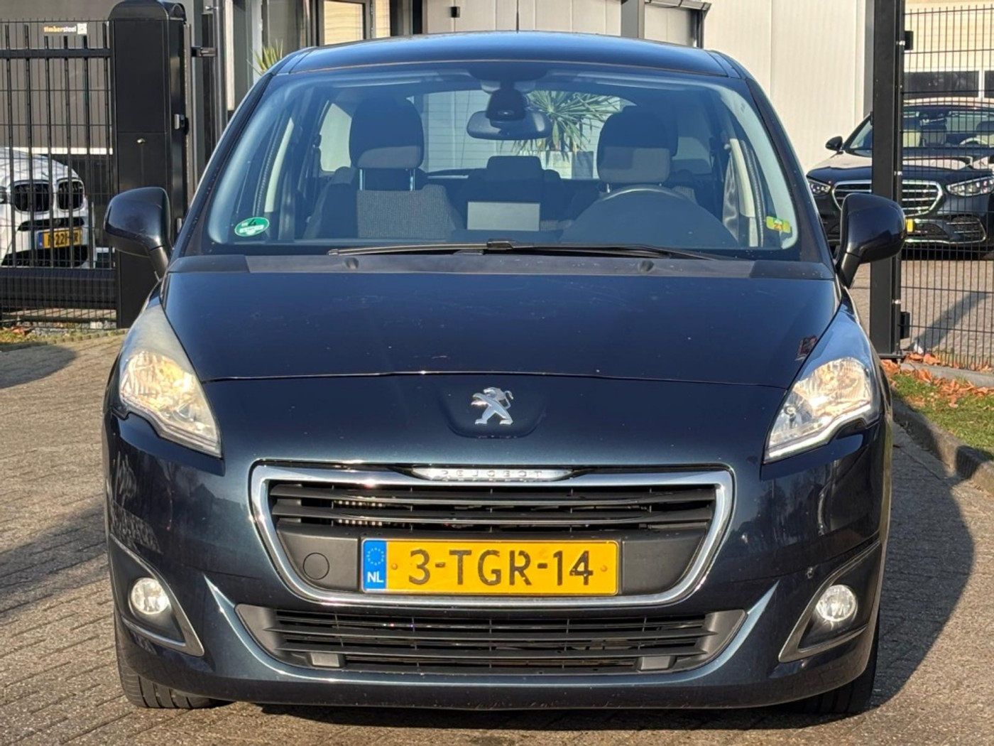 Foto van Peugeot 5008